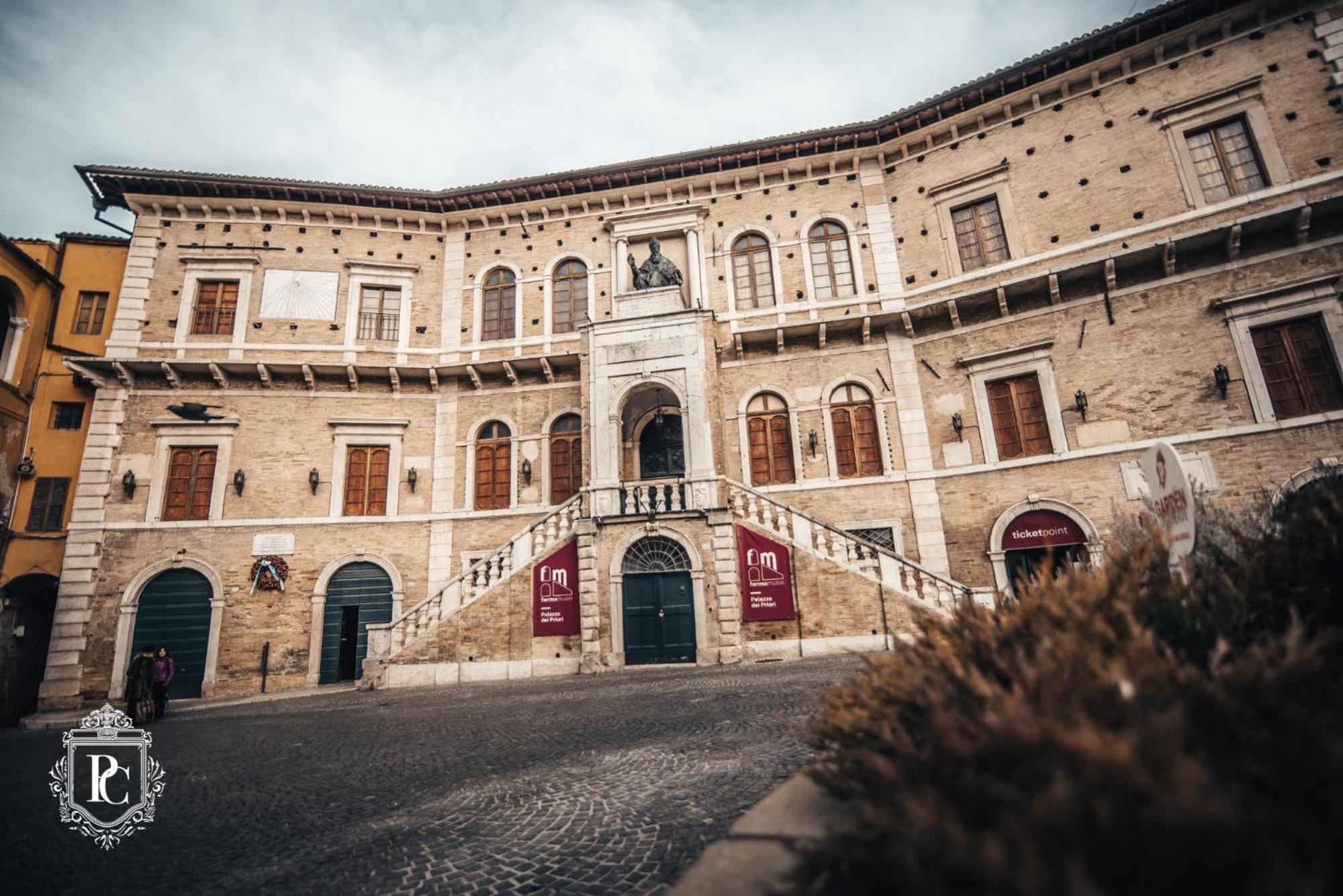 Palazzo Capparucci - Dimora Storica Hotell Fermo Eksteriør bilde