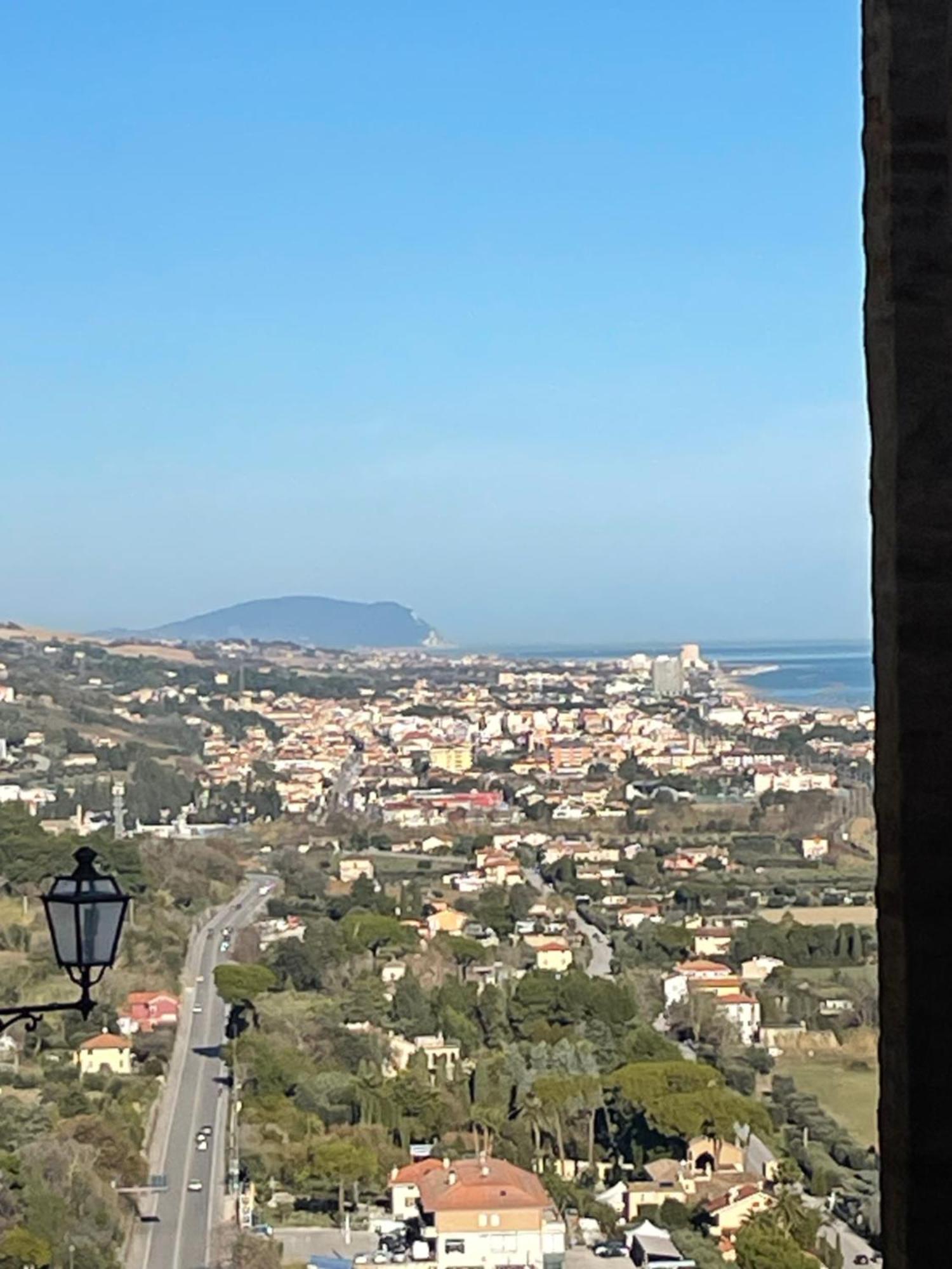 Palazzo Capparucci - Dimora Storica Hotell Fermo Eksteriør bilde